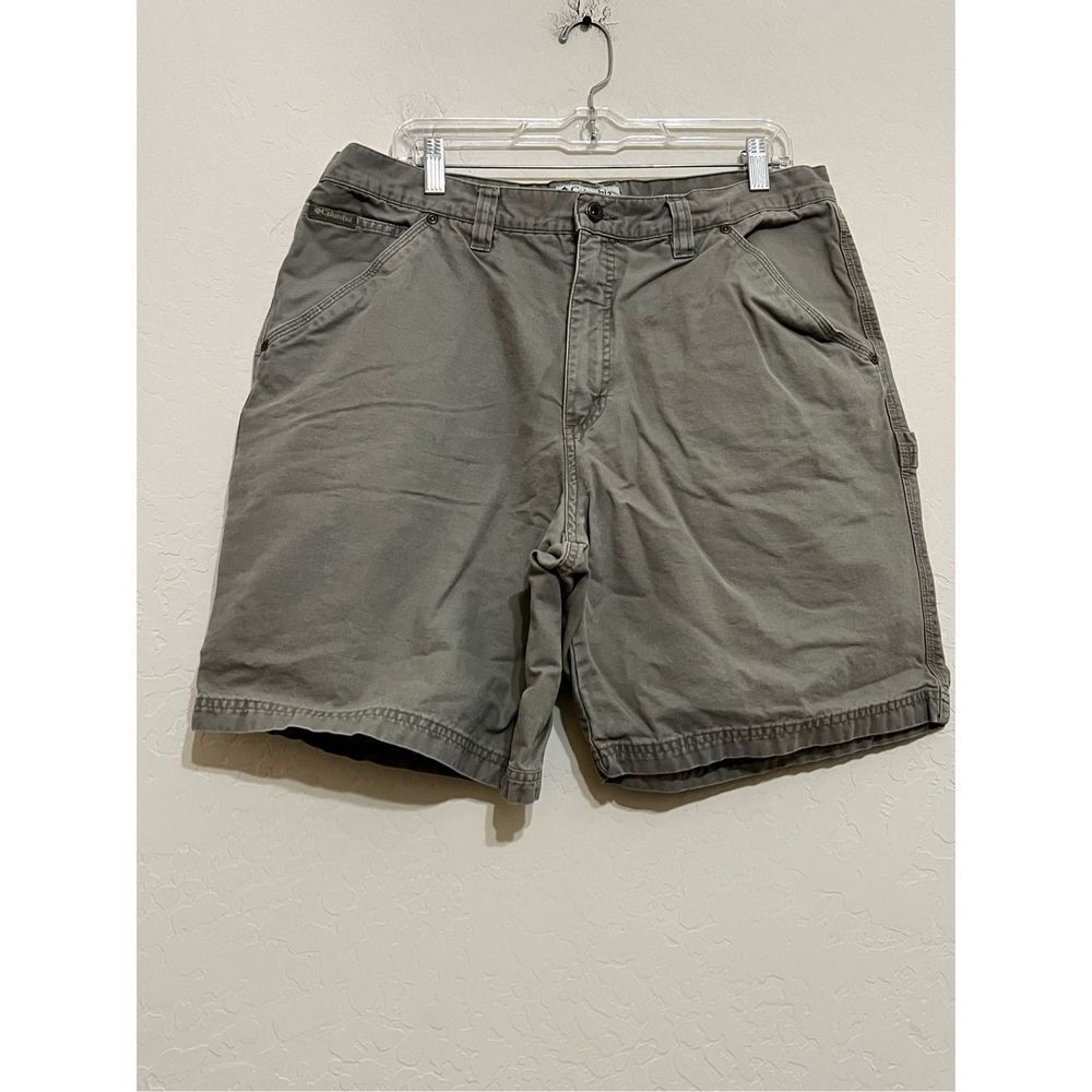 Columbia cargo shorts Sz 38